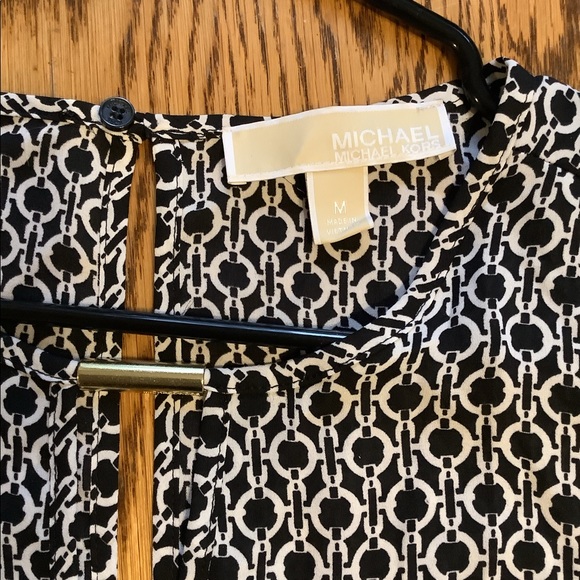 Michael Kors Chain Pattern Black and White Flowy Top Size M - Picture 4 of 6